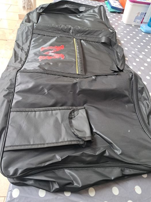 Pedal distorção/saco piano 61 teclas