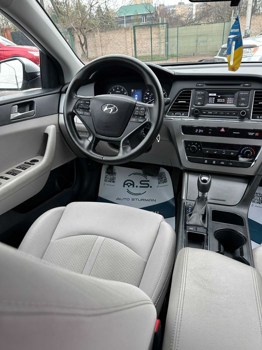 Продам Hyundai Sonata 2016 рік можлива розстрочка,кредит,обмін!