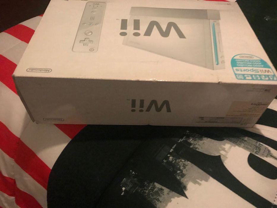 Consola -WII + Jogo Legend of the Guardians