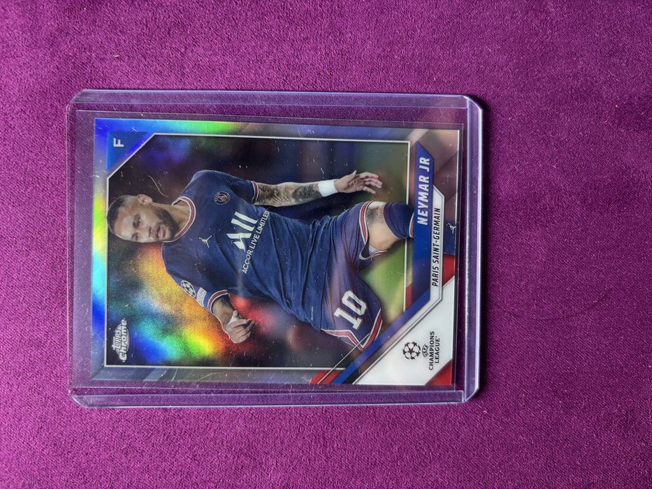 Neymar Junior refractor card