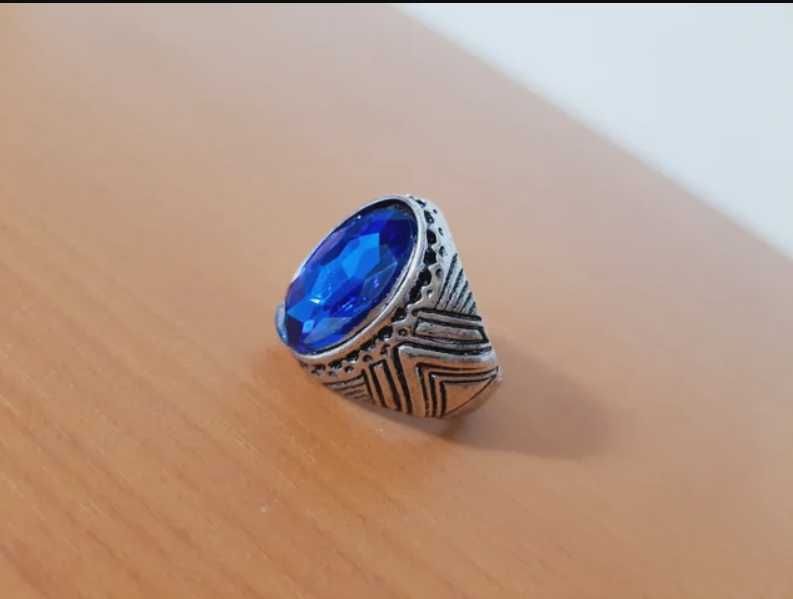 Anel de mesa Nº20 com pedra azul laminada
