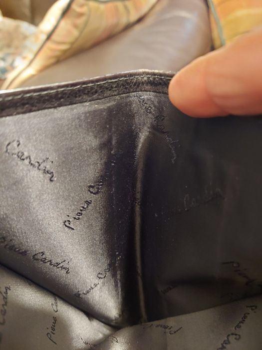 Carteira de Homem Pierre Cardin - Paris, em Pele.