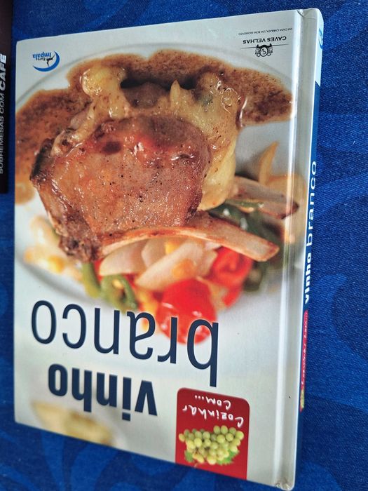 vinho branco + peixe e marisco + café (3 livros de cozinha)
