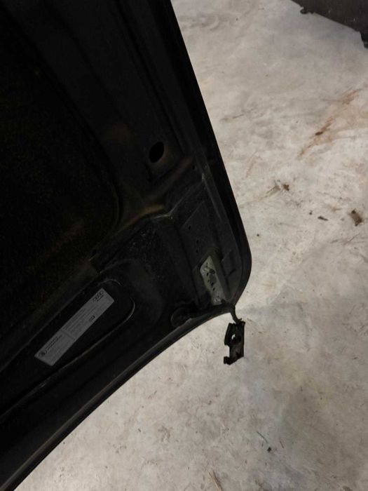 Maska pokrywa silnika Audi A4 B8 LB9Y