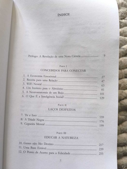 "Inteligência Social  ciência do relacionamento humano" Daniel Goleman
