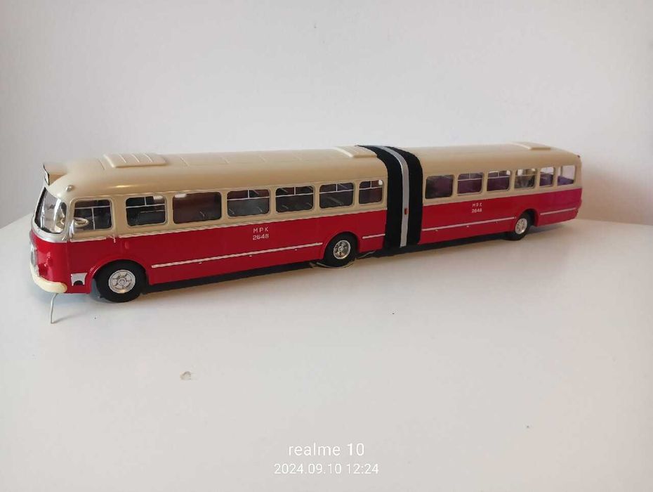 Kultowe Autobusy PRL Jelcz AP 02 skala 1:43