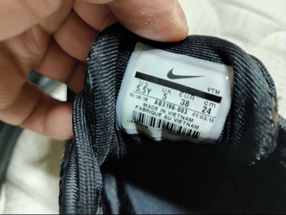 Nike Air Max 720 Throwback Future Iridescent tam. 37.5 como novas