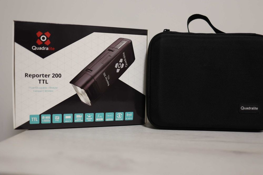 Lampa Quadralite Reporter 200 ttl