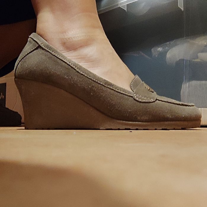 Sapatos cunha bejes senhora 36