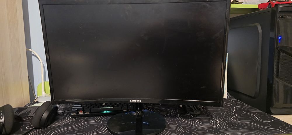 Monitor Samsung  C24F390FHR