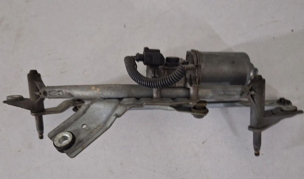 MECHANIZM +SILNICZEK WYCIERACZEK PRZÓD -  FIAT GRANDE PUNTO 2007r / EU