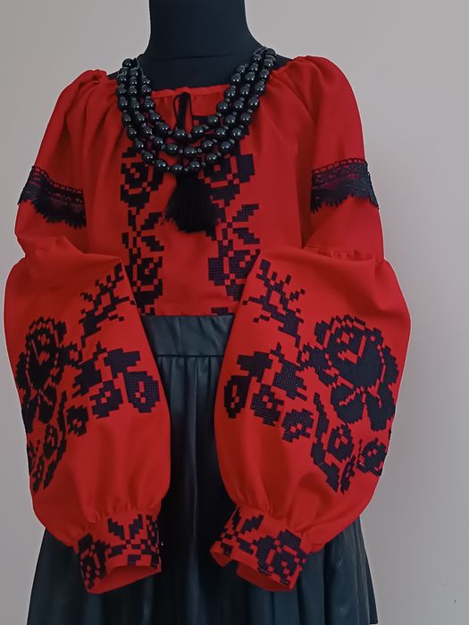 Вишиванка для дівчинки