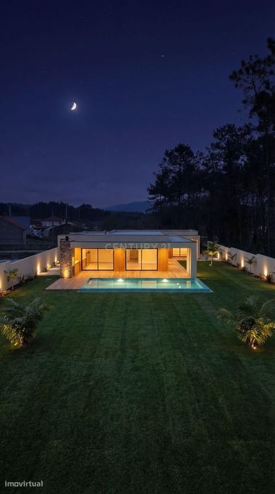 Moderna Moradia em Construção em São Romão de Neiva