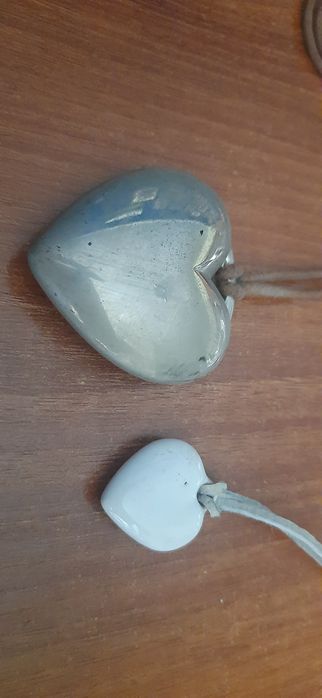 Naszyjniki na rzemyku 2 sztuki