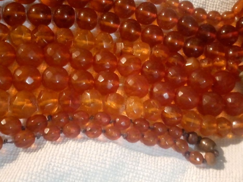 Бусы янтарные СССР, вінтажне гранені буси бруштин,