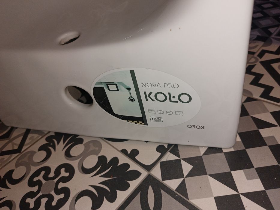 Koło Nova Pro bidet wiszący prostokątny biały