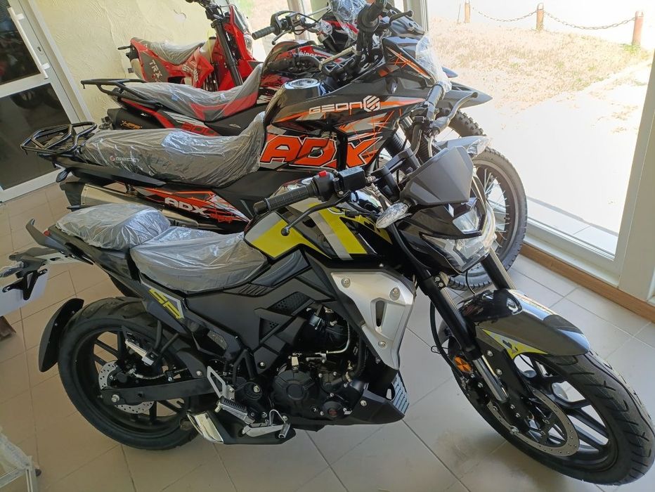 Мотоцикл Lifan SR 220