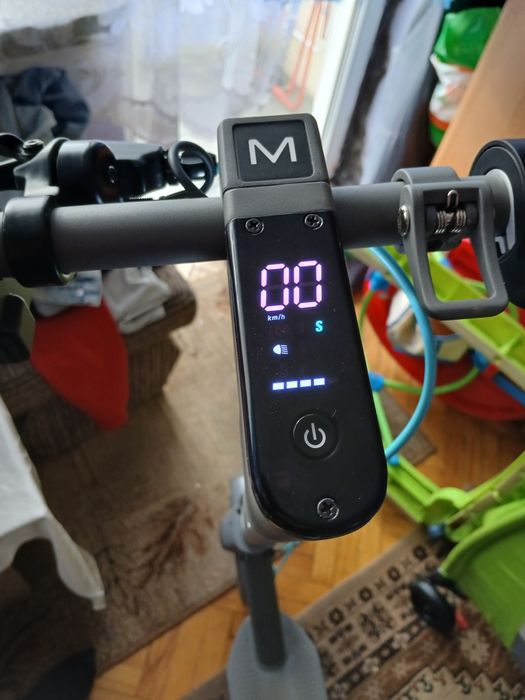 Hulajnoga  elektryczna  nowa