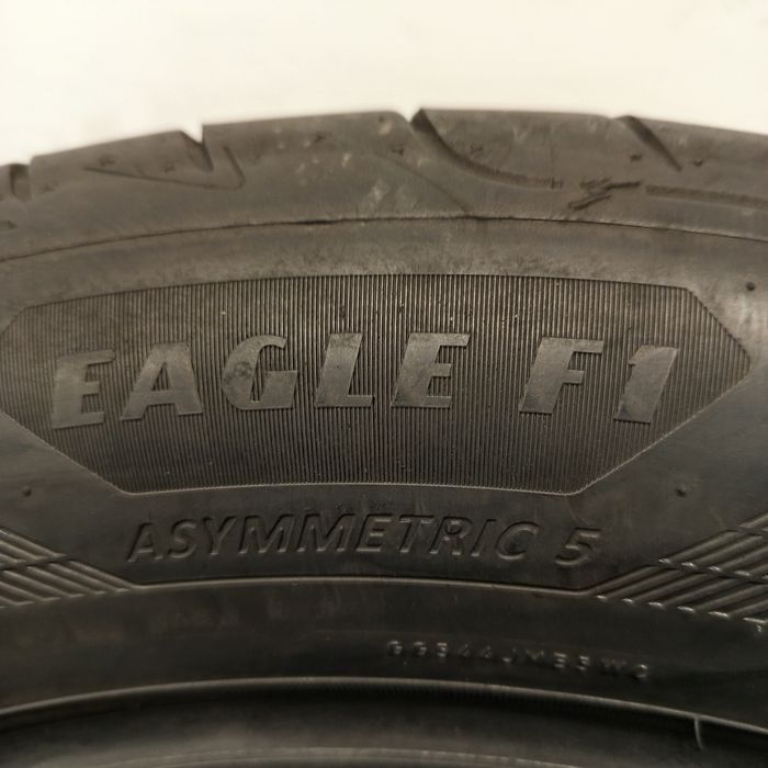 235/55R18 Goodyear Eagle