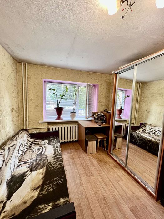 Продам кімнату в комунальній квартирі