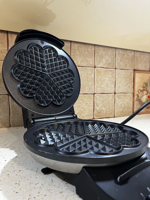 Gofrownica Tefal WM310D kształt serca