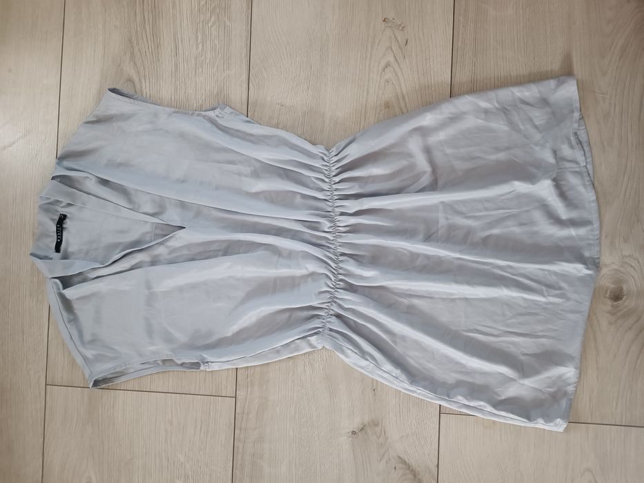 Sukienka narzutka Mohito r.34