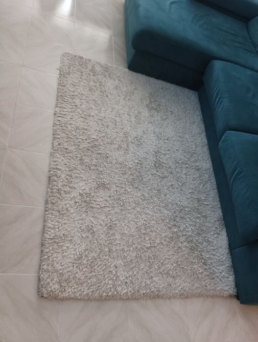 Tapete branco com 120x170 cm