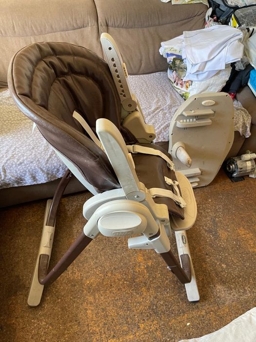 Cadeira de Papa Chicco Polly