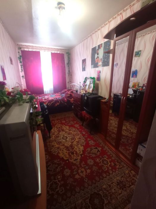 Продаю 2-х кімнатну квартиру
