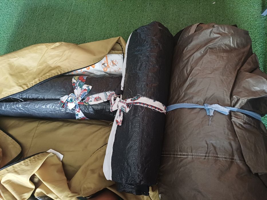 Tenda campismo Quechua T6.2  ( 2 quartos)