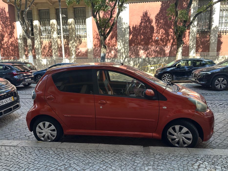 Vendo Toyota Aygo 1.0 VVT-i (2013) - 5 Portas com Ecrã Tátil