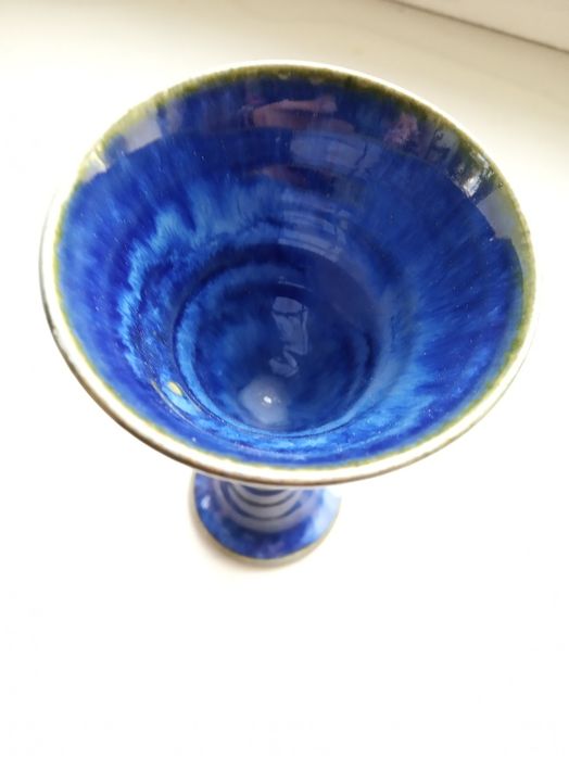 Ceramiczny kieliszek, skandynawskie rękodzieło.