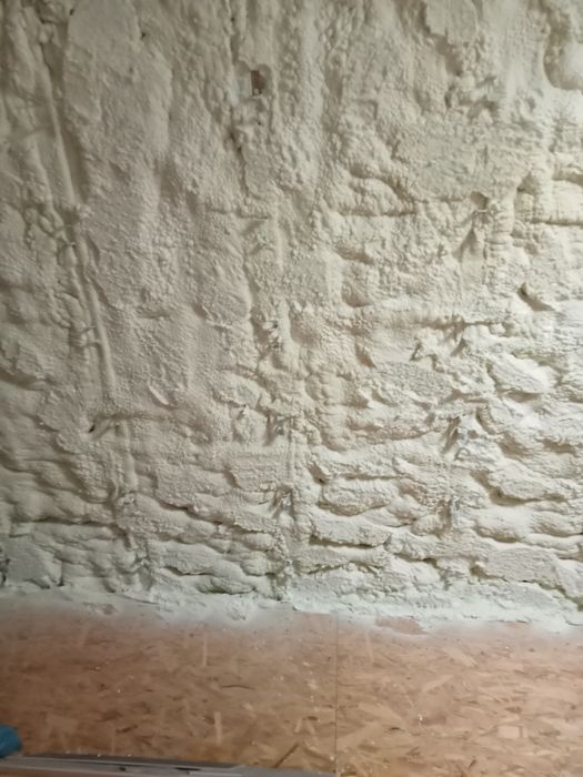 Ocieplenie pianą PUR, izolacje natryskowe