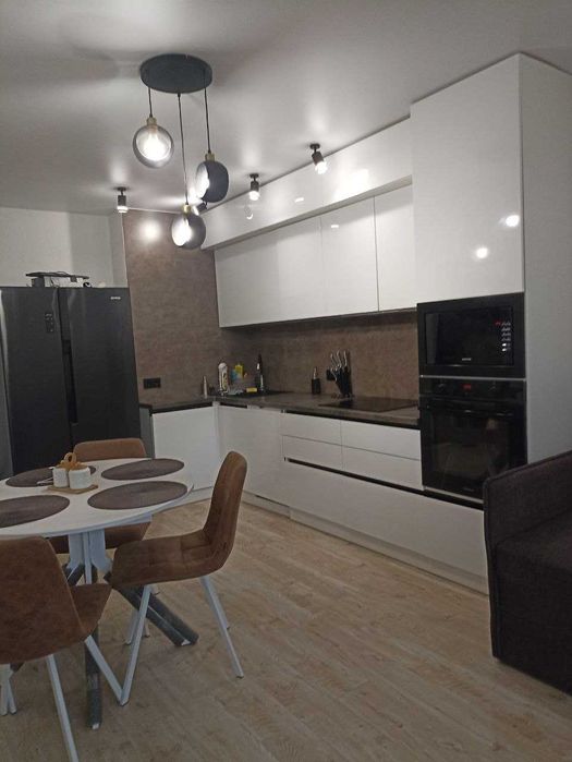 Продажа 2-комнатной квартиры ЖК Вудстория, Винграновского,2