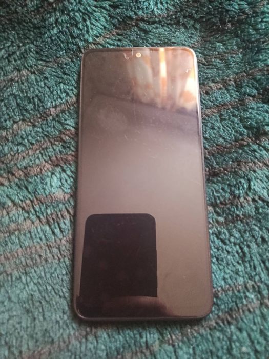 Телефон Xiaomi note 12