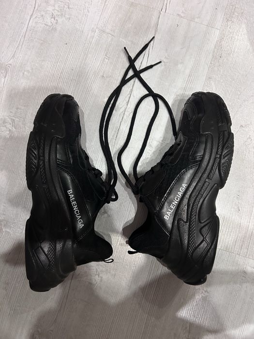 Buty  balenciaga  czarne  36