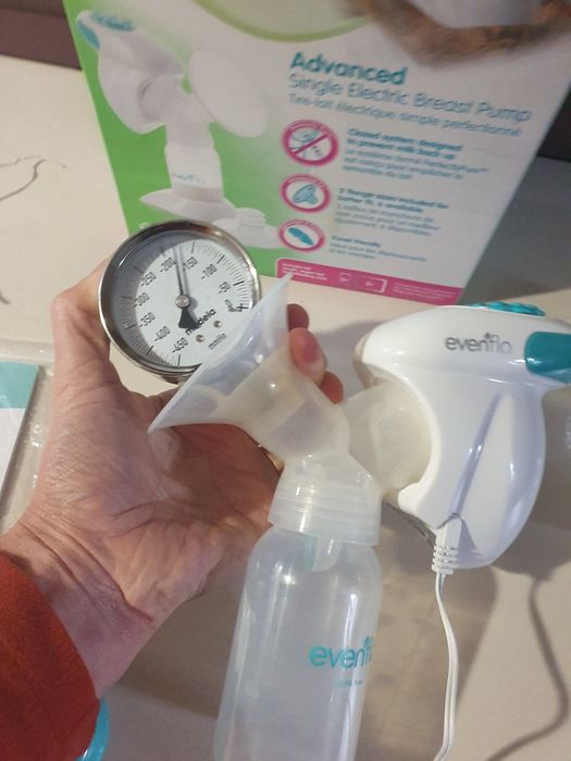 Електричний молоковідсмоктувач Philips Avent Natural