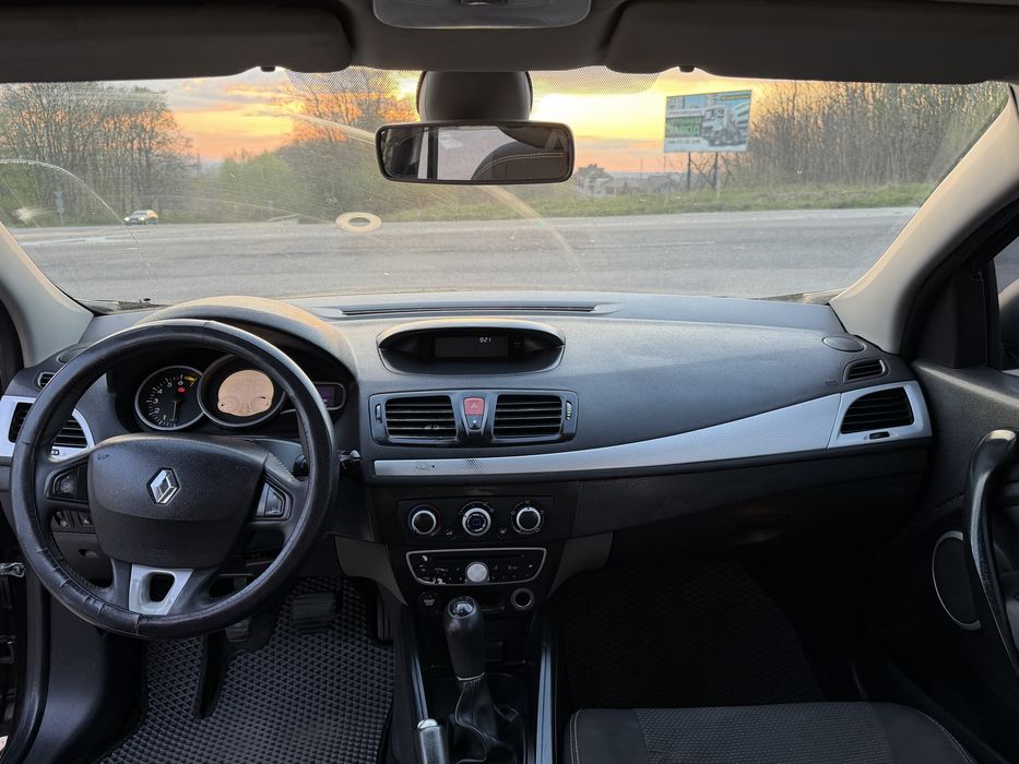 Renault Megane 3 1.6 газ/бензин 2010р