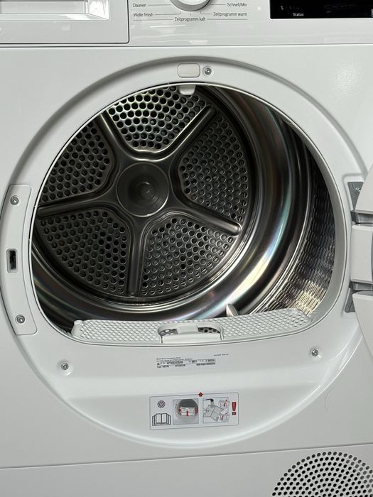 Bosch Serie 6 WTW83430 | 8 кг | Тепловий насос | Преміум сушильна машина