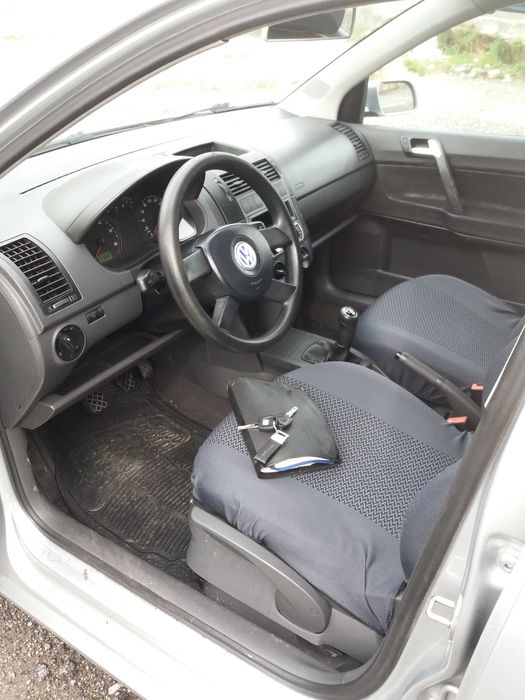 VW Polo 1.2  distribuição e embraiagem novas, S. de estacionamento trz