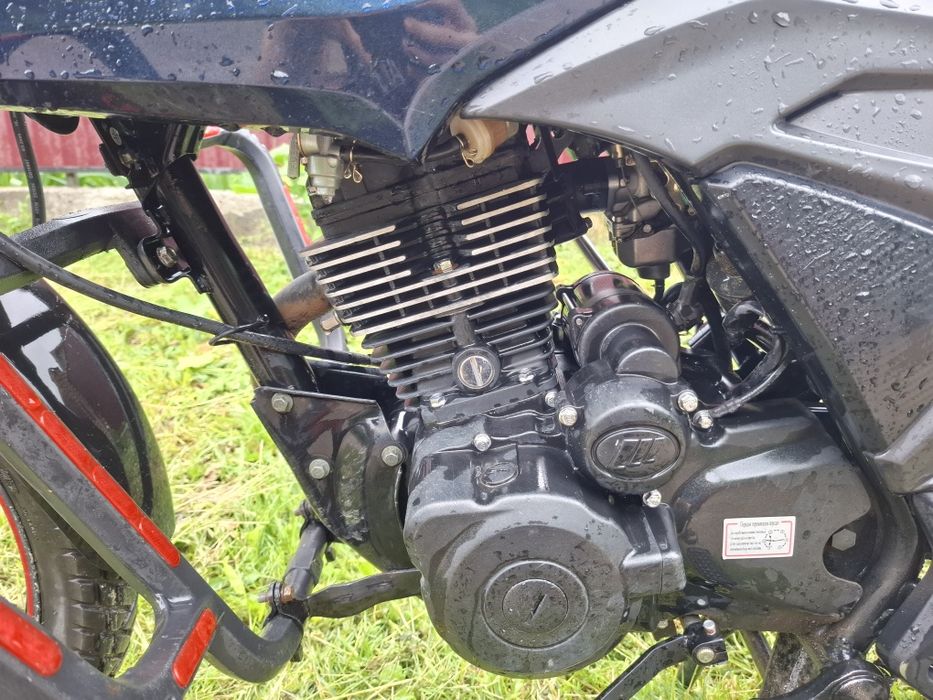 Продам мотоцикл Lifan 150