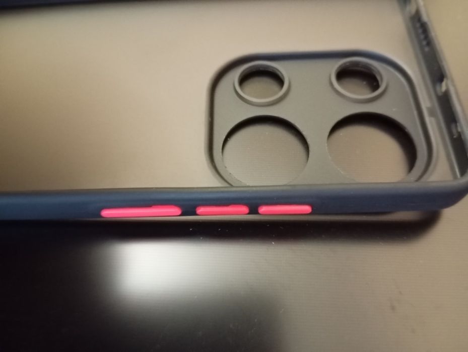 Продам чохол на смартфон POCCO M6 pro , Редмі нот 13 про