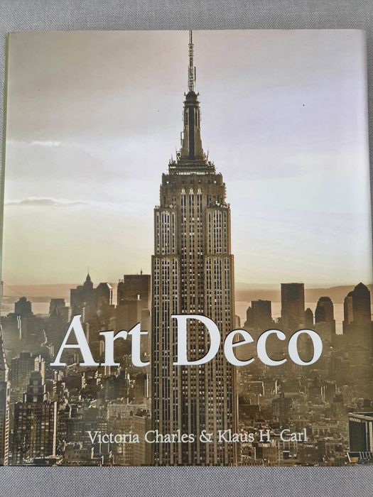 Art Deco by Victoria Charles