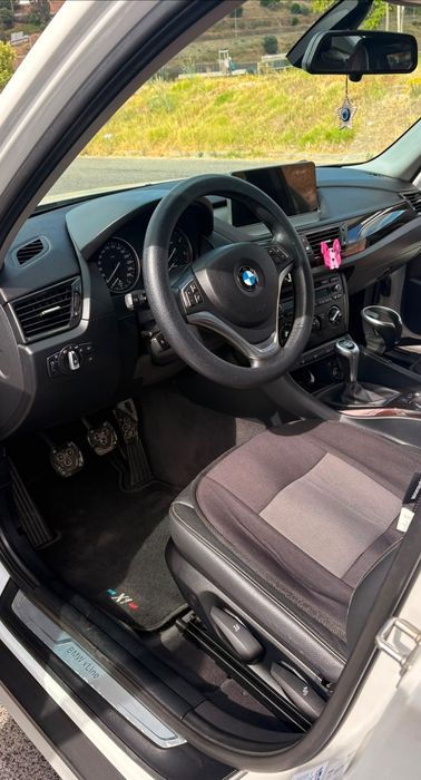 BMW X1  18D Sdrive 2013 foto 4