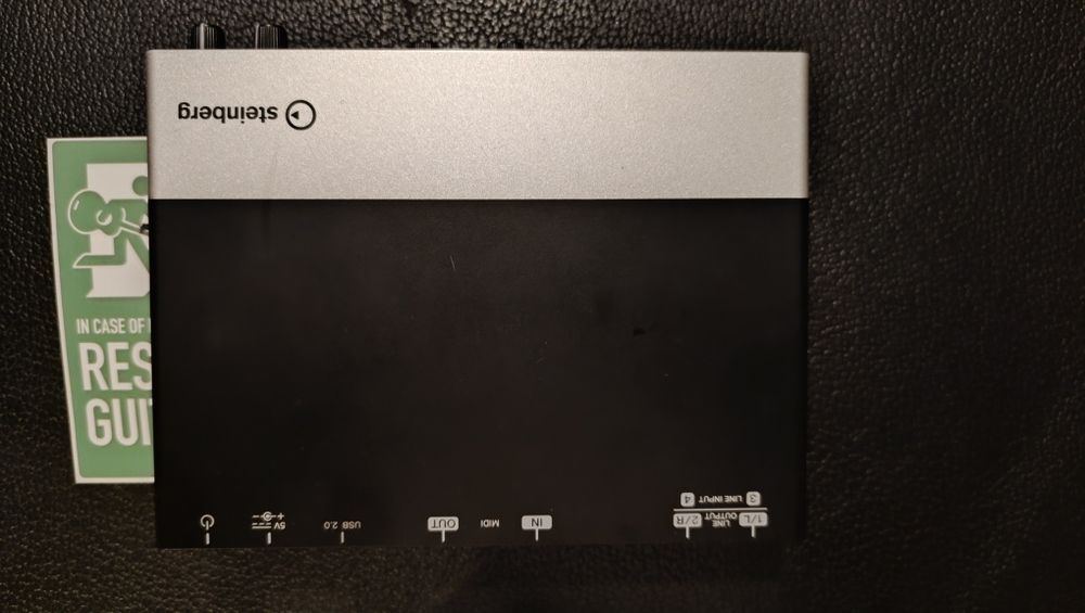 Interface de Áudio Steinberg UR242