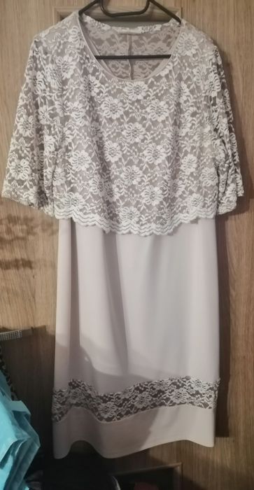 Sprzedam sukienkę 2 XL