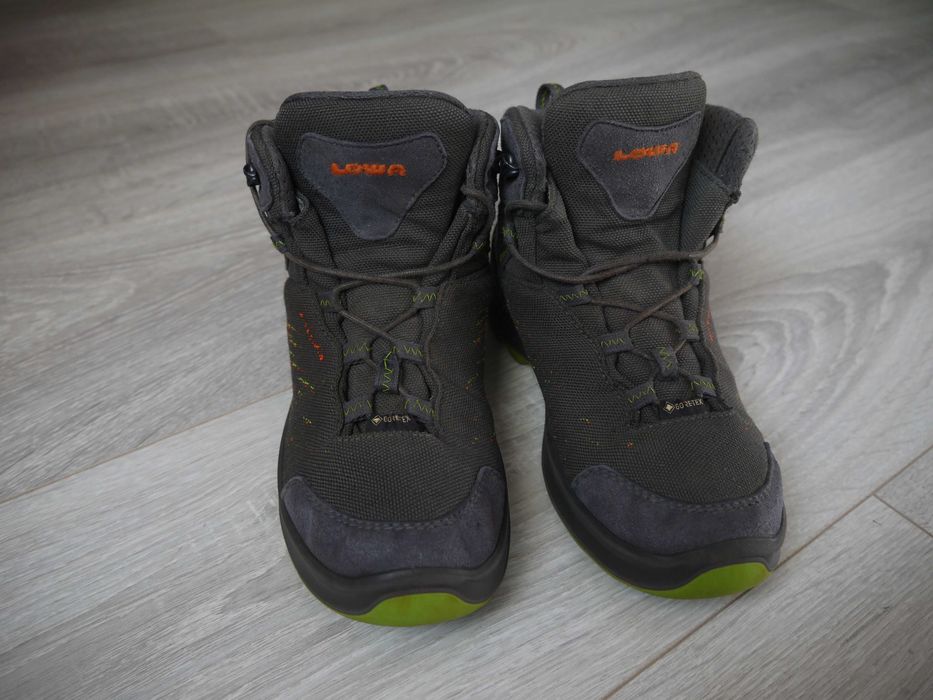 Дитячі ботинки Lowa Gore-Tex ( 32 р)