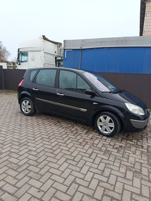 Продам автомобіль Рено Сценік2