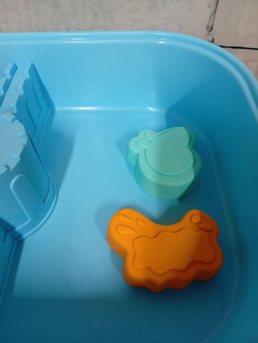 Stolik do zabawy z piaskiem i woda + akcesoriami przenośna piaskownica