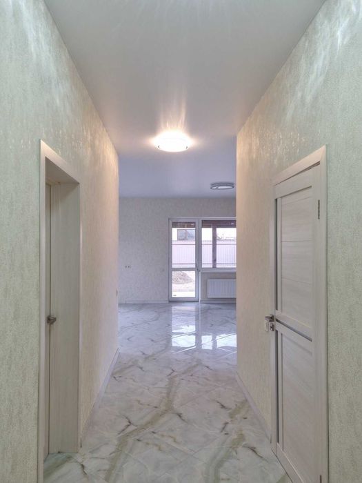 Долгосрочная аренда 1 єт.  дома 100  кв.м. в с.Осещина от властника